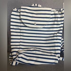 NWT Baggu navy & white striped canvas drawstring backpack